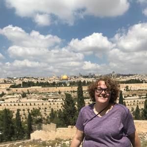 Meet your Posher, Madeline